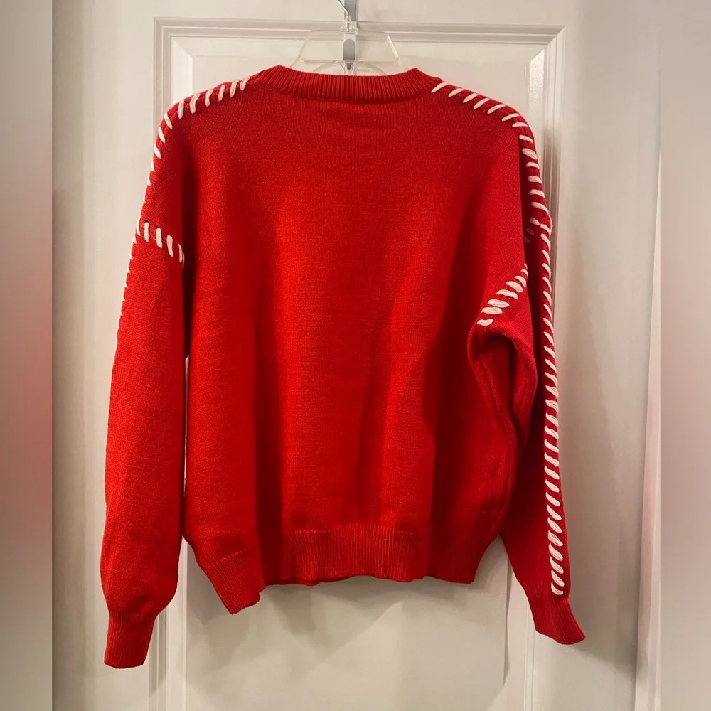 Boutique Main Strip Red Sweater White Bow Detail Small - Picture 2 of 7